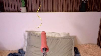 MelodyMartinez9 live cam on Cam4