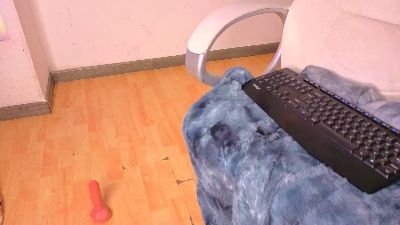 MelodyMartinez9 live cam on Cam4