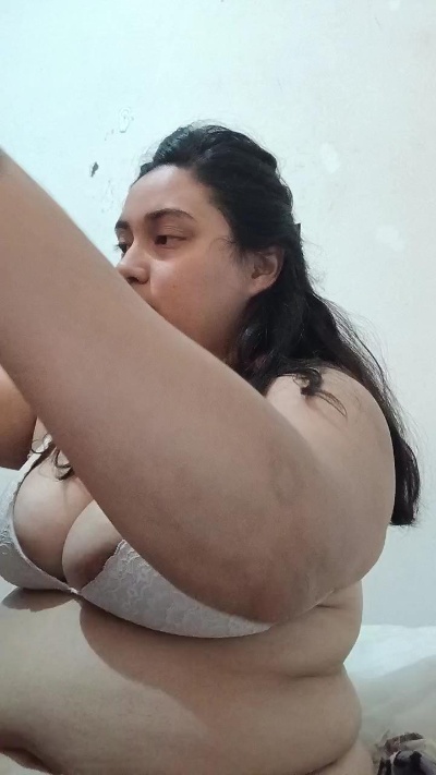 MelonessRikoss live cam on Cam4