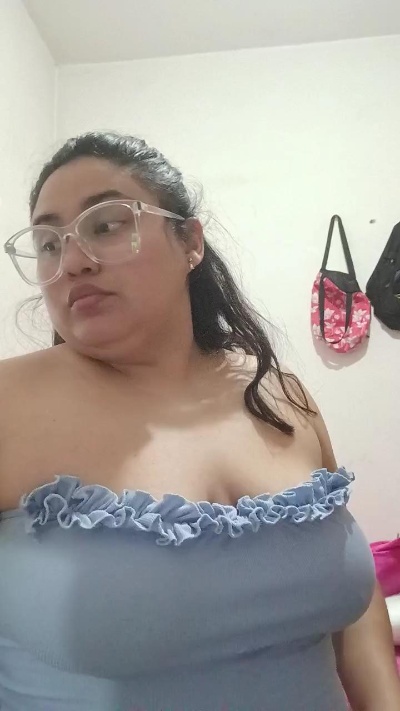 MelonessRikoss live cam on Cam4