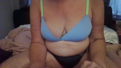 Melons_36Fbust live cam on Cam4
