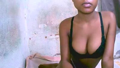 Melthina live cam on Cam4