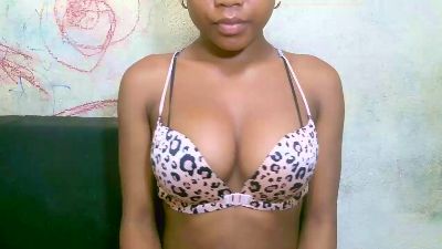 Melthina live cam on Cam4
