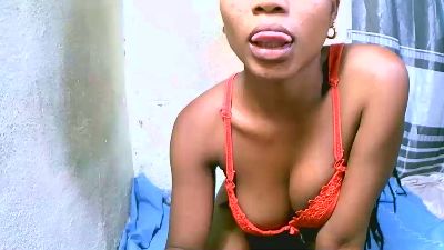 Melthina live cam on Cam4