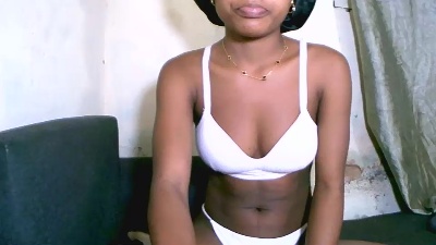 Melthina live cam on Cam4