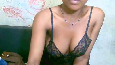 Melthina live cam on Cam4