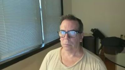 Melvin821 live cam on Cam4