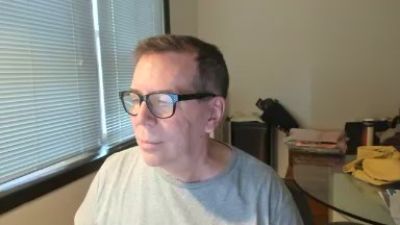 Melvin821 live cam on Cam4
