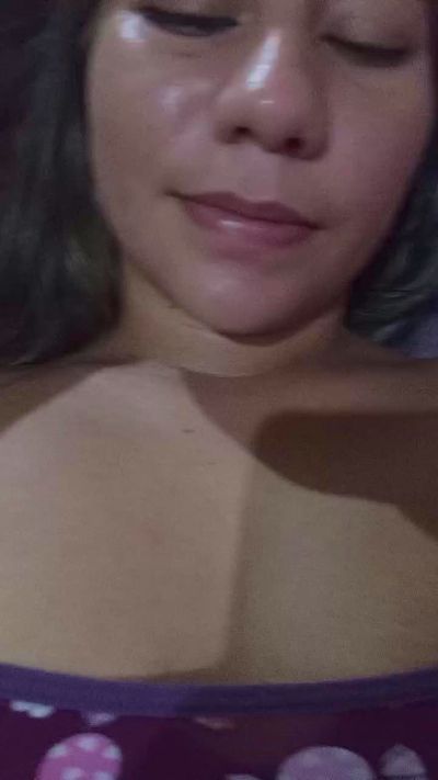 Melzinhaf1 live cam on Cam4