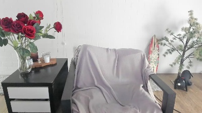 MendiPetite live cam on Cam4
