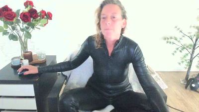 MendiPetite live cam on Cam4
