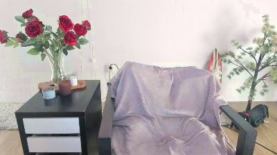 MendiPetite live cam on Cam4