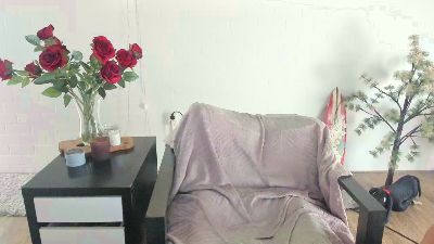MendiPetite live cam on Cam4