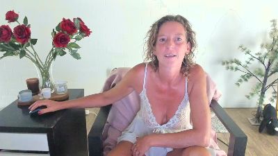 MendiPetite live cam on Cam4