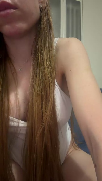 Mendonza live cam on Cam4