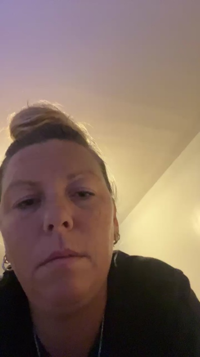 Mendy999 live cam on Cam4