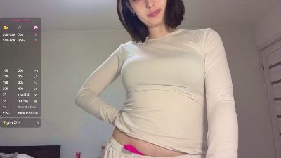 MendyHillyer live cam on Cam4