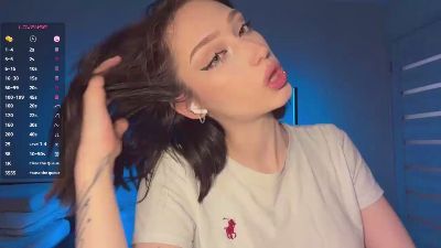 MendyHillyer live cam on Cam4