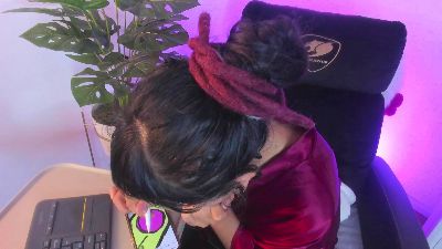 Meowmota_ live cam on Cam4