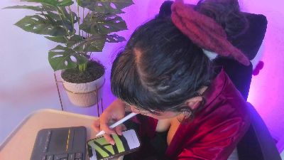 Meowmota_ live cam on Cam4