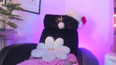 Meowmota_ live cam on Cam4