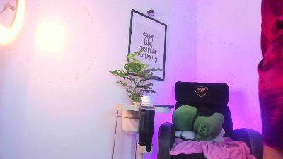 Meowmota_ live cam on Cam4
