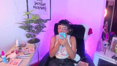 Meowmota_ live cam on Cam4