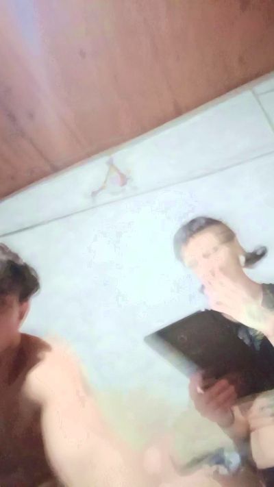 Mer_y_tate live cam on Cam4
