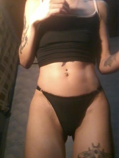 Mer_y_tate live cam on Cam4