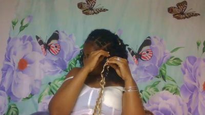 Meralda live cam on Cam4