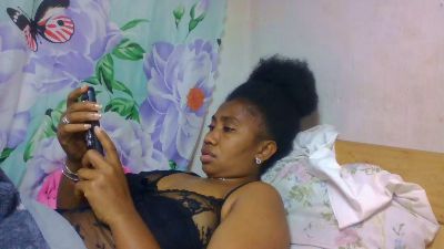 Meralda live cam on Cam4