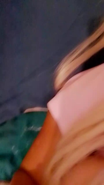 Mercedes live cam on Cam4