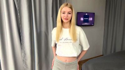 MeredithWojnar live cam on Cam4