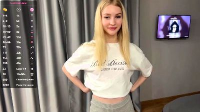 MeredithWojnar live cam on Cam4