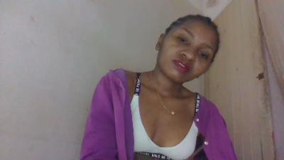 Mereence live cam on Cam4