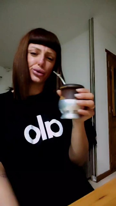 MeriPopis live cam on Cam4