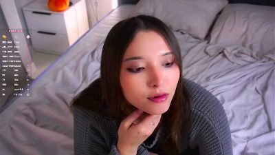 MeridithTwinam live cam on Cam4