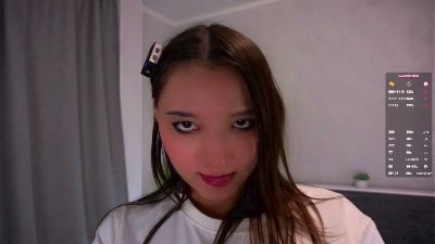 MeridithTwinam live cam on Cam4