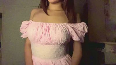 MerleZelle live cam on Cam4