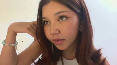 MerleZelle live cam on Cam4