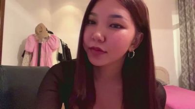 MerleZelle live cam on Cam4