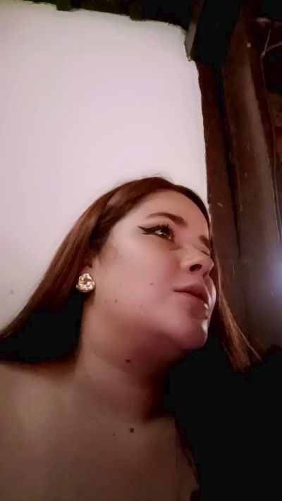 Merlinanoir live cam on Cam4
