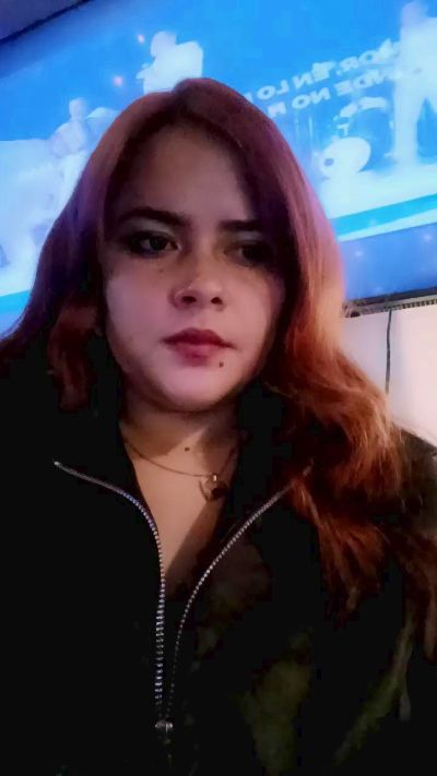 Merlinawhithe live cam on Cam4