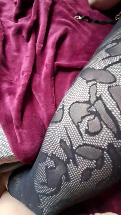 MermaidNTiger live cam on Cam4
