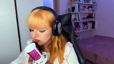 MerryFalin live cam on Cam4