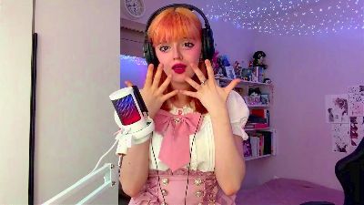 MerryFalin live cam on Cam4