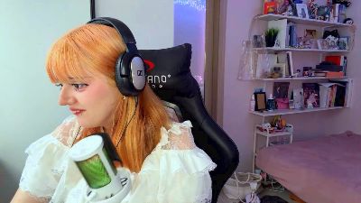 MerryFalin live cam on Cam4