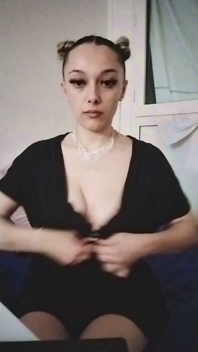 Merryna live cam on Cam4