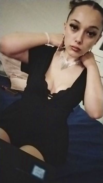 Merryna live cam on Cam4