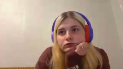 MerylDobmeier live cam on Cam4
